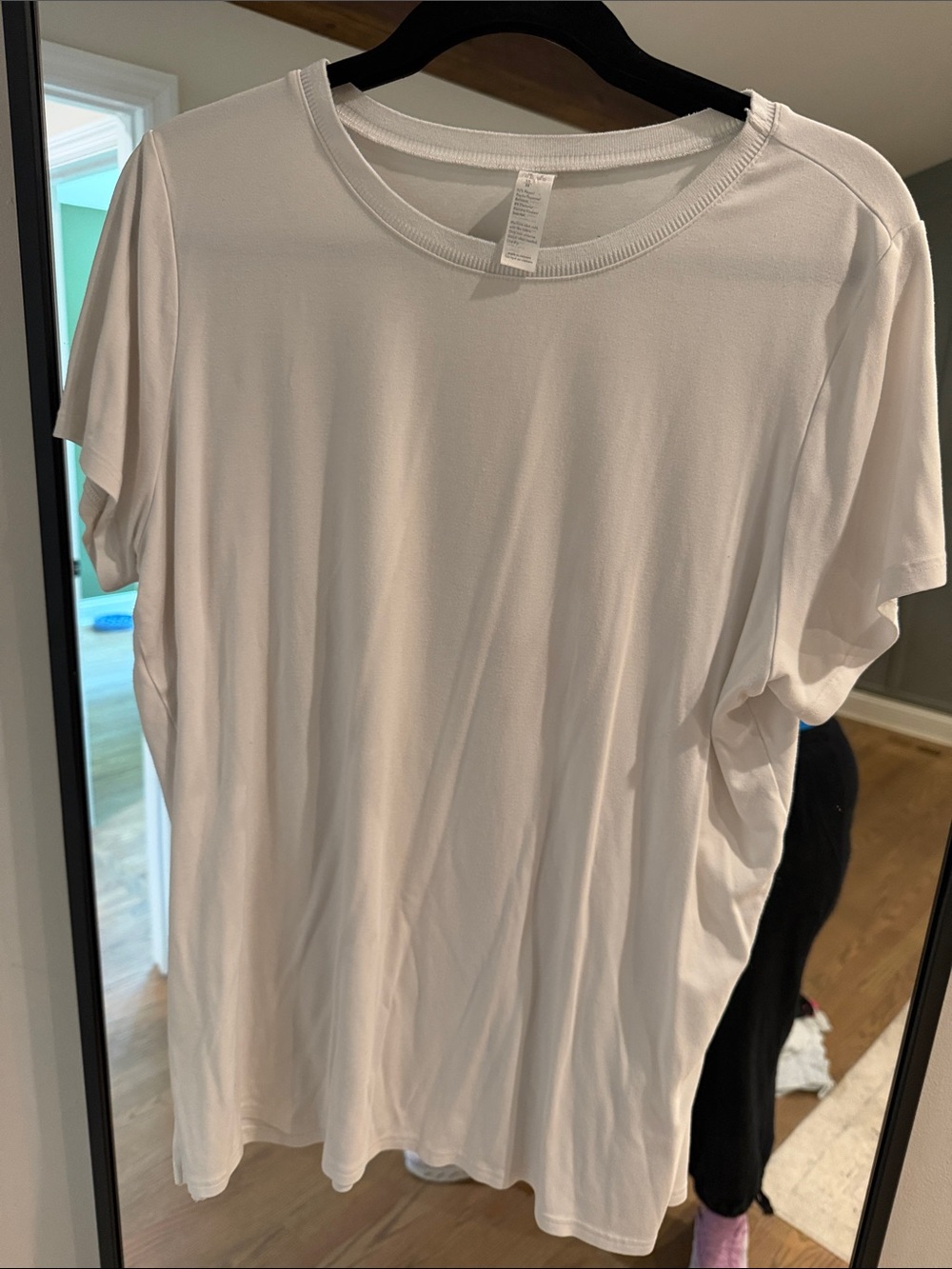 SPANX White Short Sleeve Crew Neck Tee